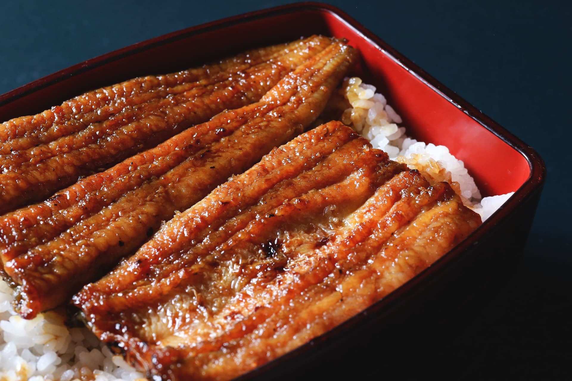 恵比寿亭の蒲焼うなぎ 秘伝のたれで香ばしく焼き上げた一品